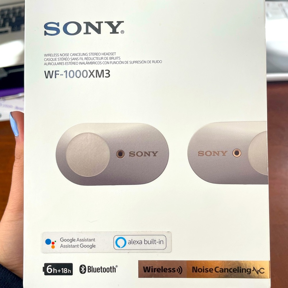 Sony 2020 Noise Cancelling Rose Wireless Gold/Purple Earbuds Like New No Flaws